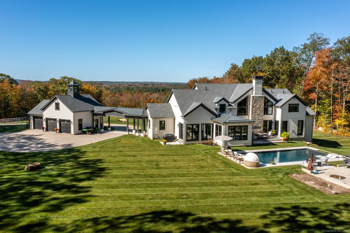 9 Steeple Chase Road, Harwinton Connecticut — $4.5M | Elyse Harney
